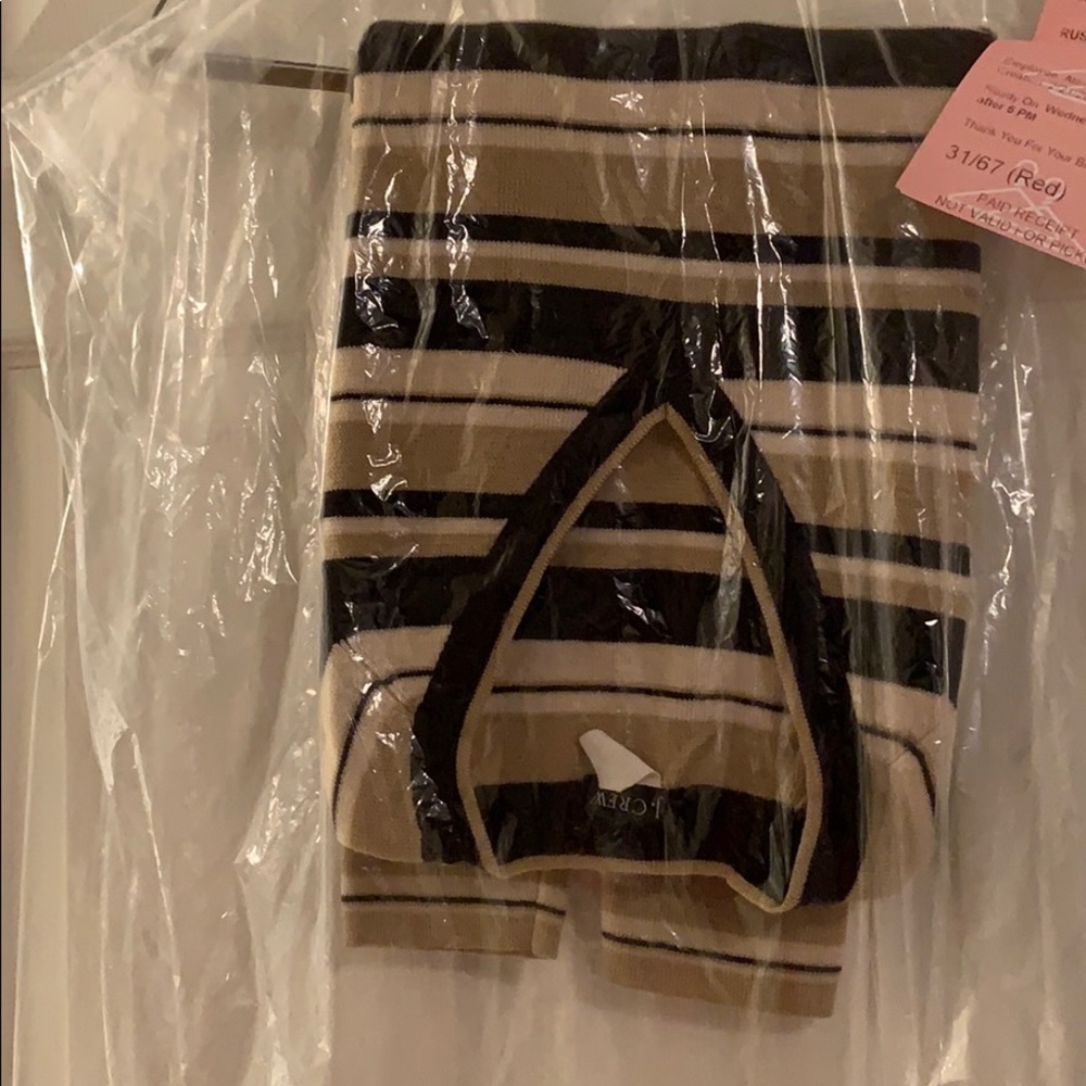 J.Crew wool v-neck sweater - Picture 4 of 6